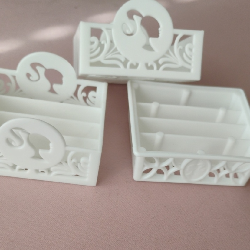Barbie White Decorative Doll Drawers Set